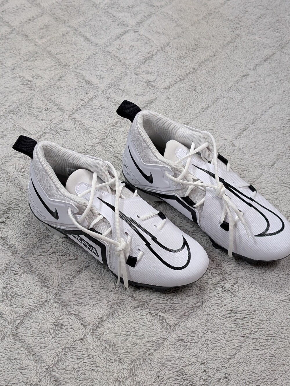 Nike Alpha Menace Pro 3 White Black Football Cleats Mens Size 10 CT6649-100 TNEW